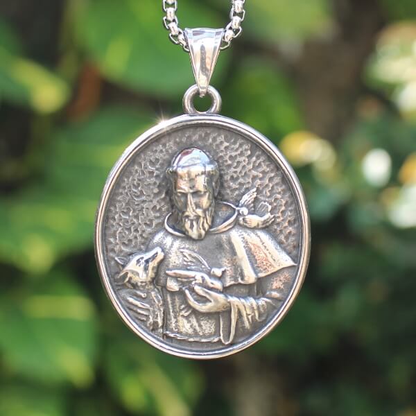 medalhão em aço inoxidávem de São Francisco de Assis